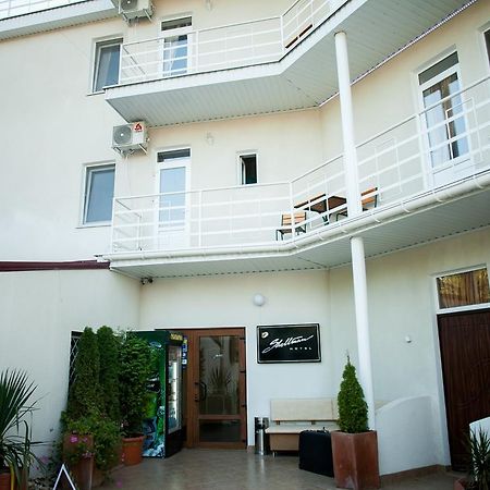 Shellman Apart Hotel Odessa Exterior foto