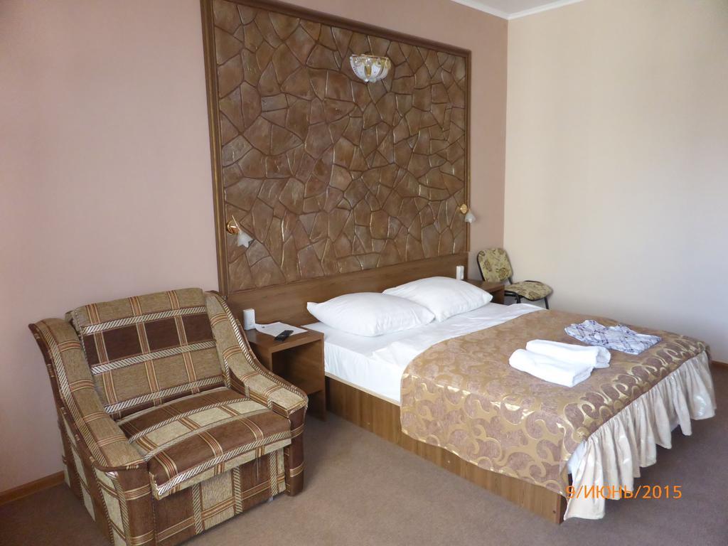 Shellman Apart Hotel Odessa Quarto foto