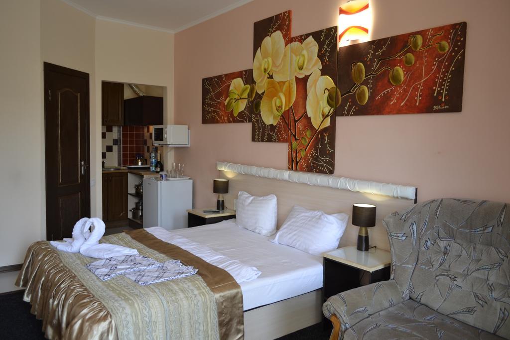 Shellman Apart Hotel Odessa Exterior foto