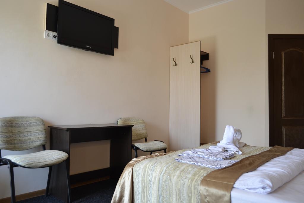 Shellman Apart Hotel Odessa Exterior foto