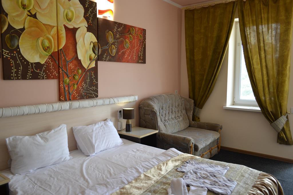 Shellman Apart Hotel Odessa Exterior foto
