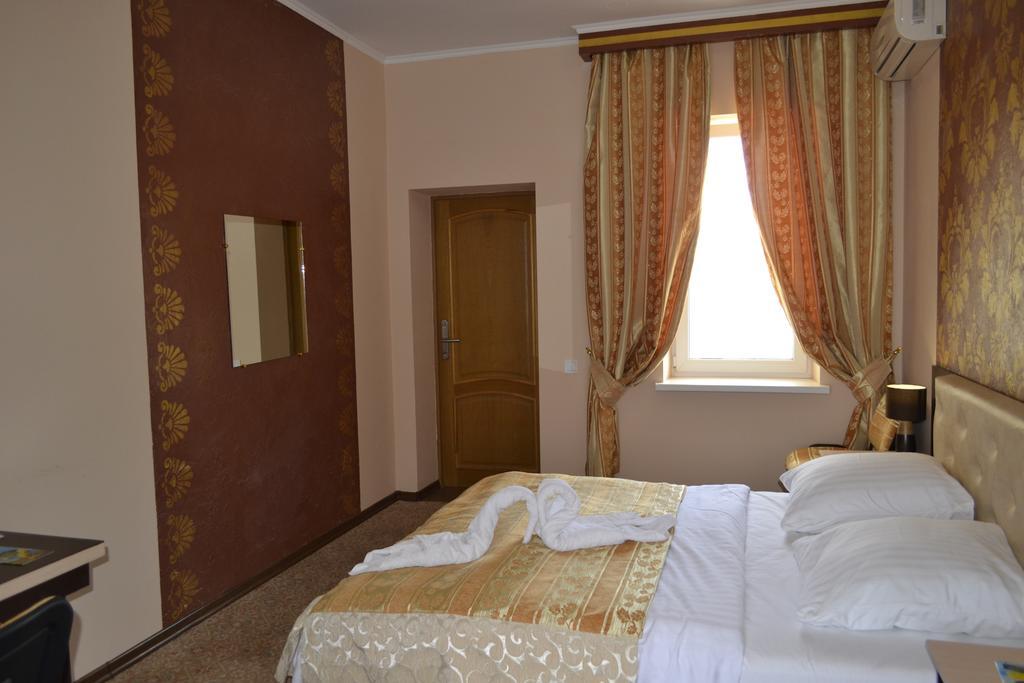 Shellman Apart Hotel Odessa Exterior foto